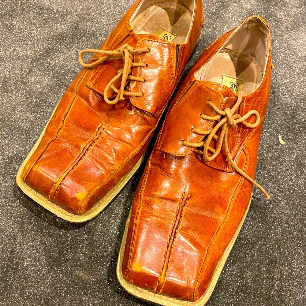 Men's Leather Lace-Up Dress Shoes in Cognac Brown